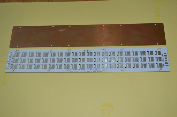 2單面銅基板2500元一個(gè)平米