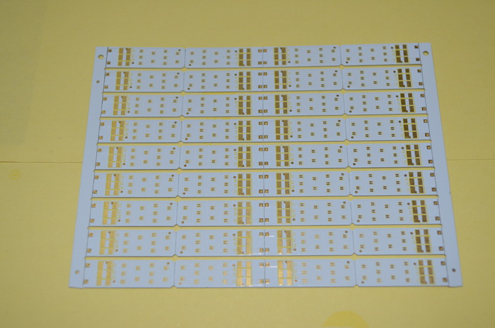 4雙面沉金鋁基板2600元一個平米